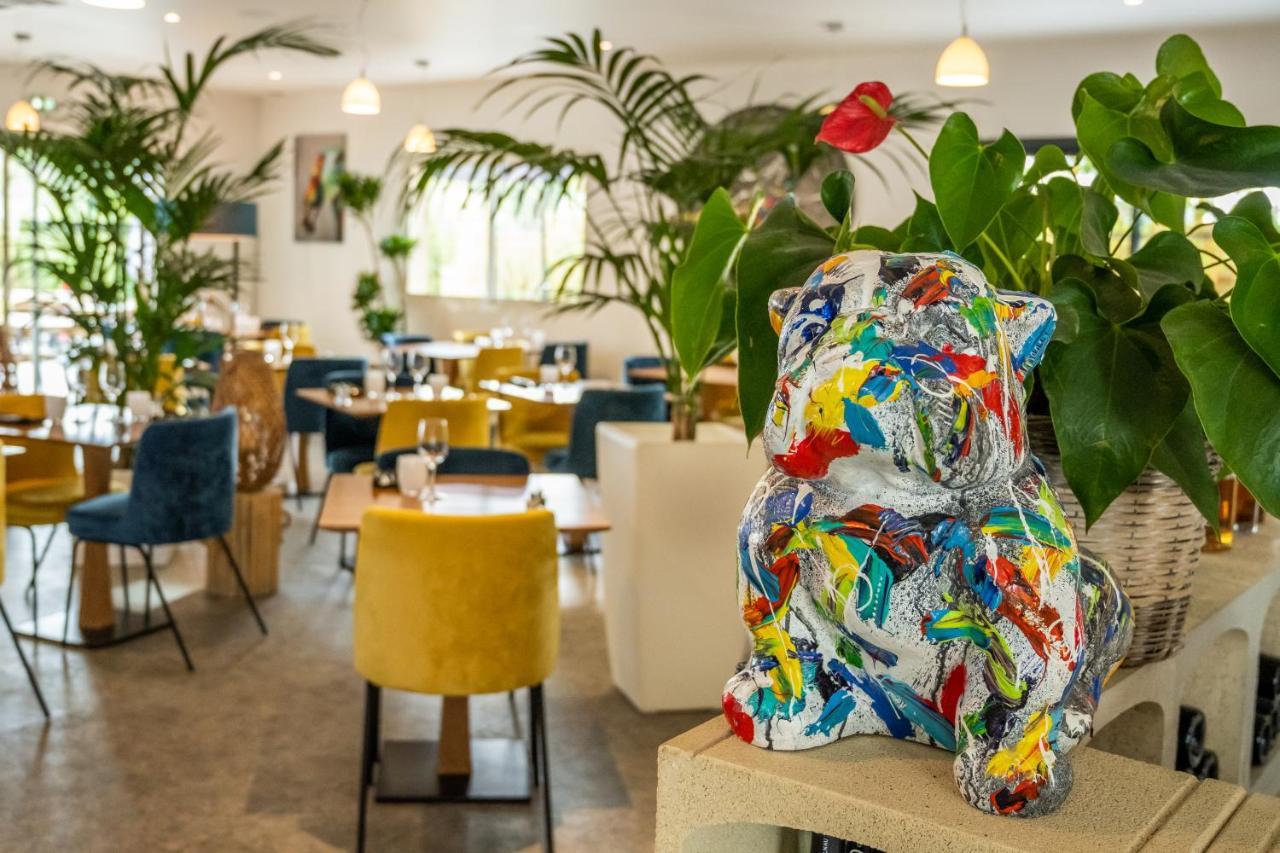 Logis Hotel Restaurant Le Clos Fleuri Кастельнодарі Екстер'єр фото